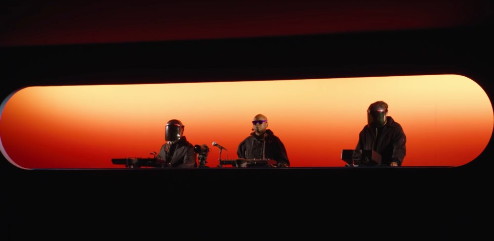 Illustration pour Cybotron signait la BO du dernier défilé Louis Vuitton