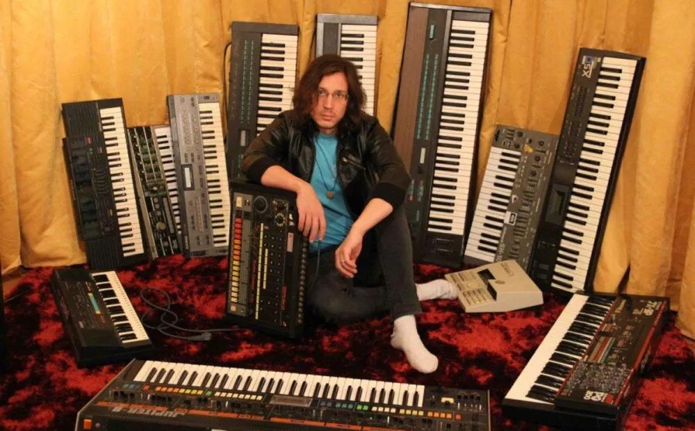 Illustration pour Legowelt va reprendre 2001&nbsp;: l&rsquo;odyssée de l&rsquo;espace aux synthés