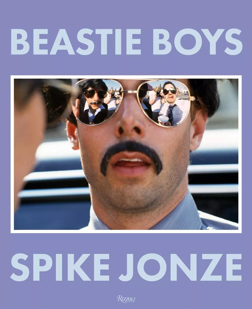 Illustration pour Spike-Jonze-Beastie-Boys-photo-book-cover