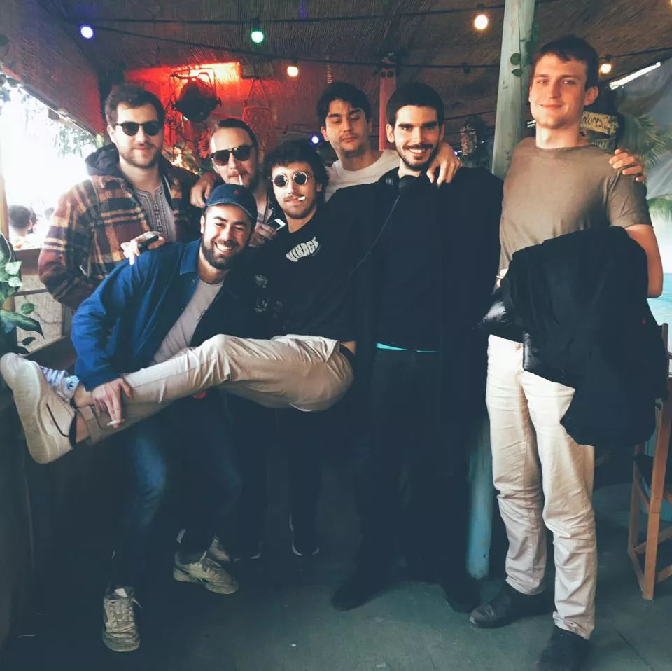 Illustration pour pont neuf complet