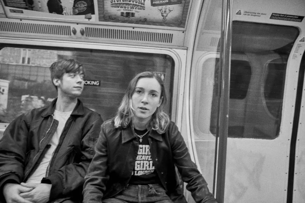 Illustration pour Avec ce premier album attendu, Sorry représente le futur du rock