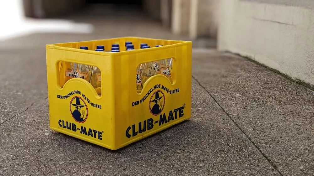 Illustration pour #ElleSappelleReviens&nbsp;: les solutions de Club Mate pour en finir avec la pollution plastique