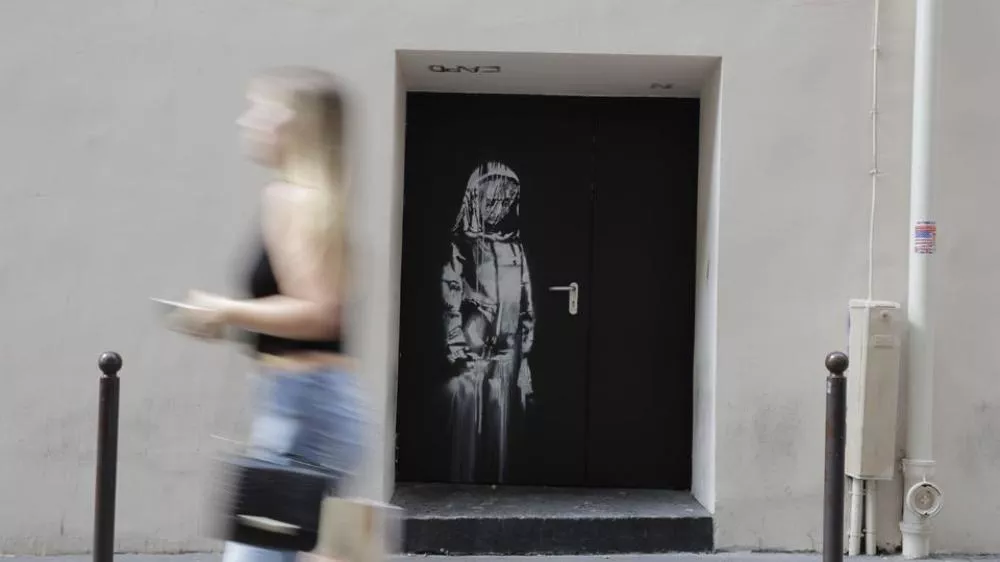 Illustration pour Dérobée au Bataclan, la « Porte de Banksy » va être restituée