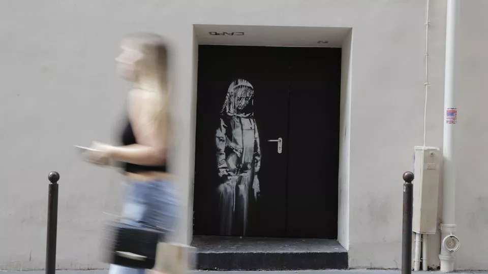 Illustration pour Dérobée au Bataclan, la « Porte de Banksy » va être restituée