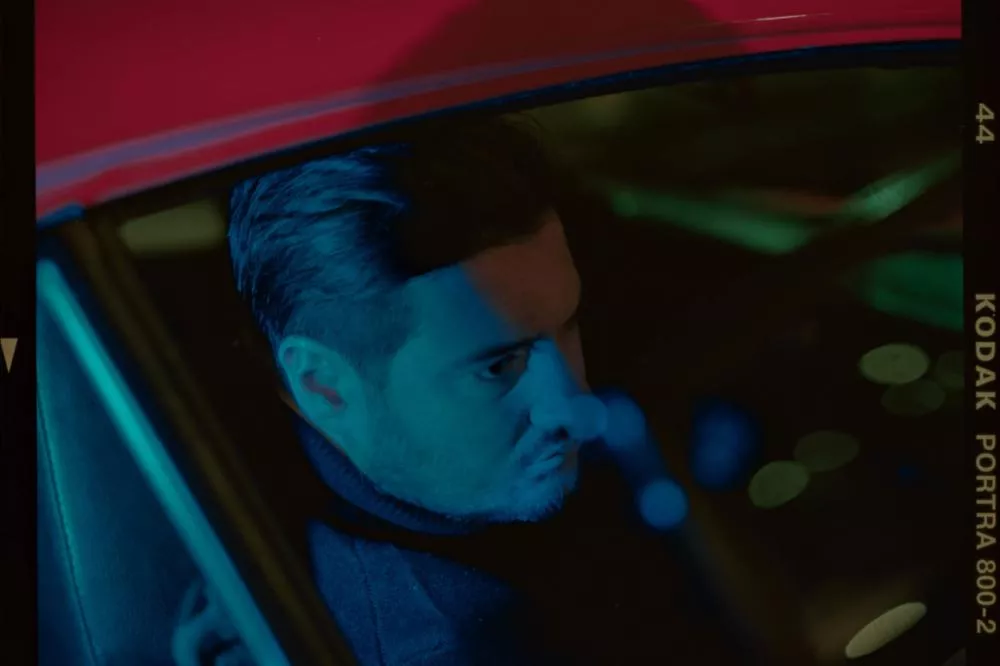 Illustration pour Boston Bun invite Canblaster ou You Man à remixer David Spinelli (Griefjoy)