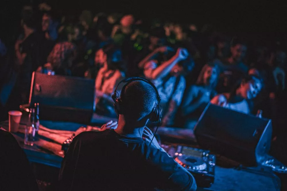 Illustration pour teuf fête