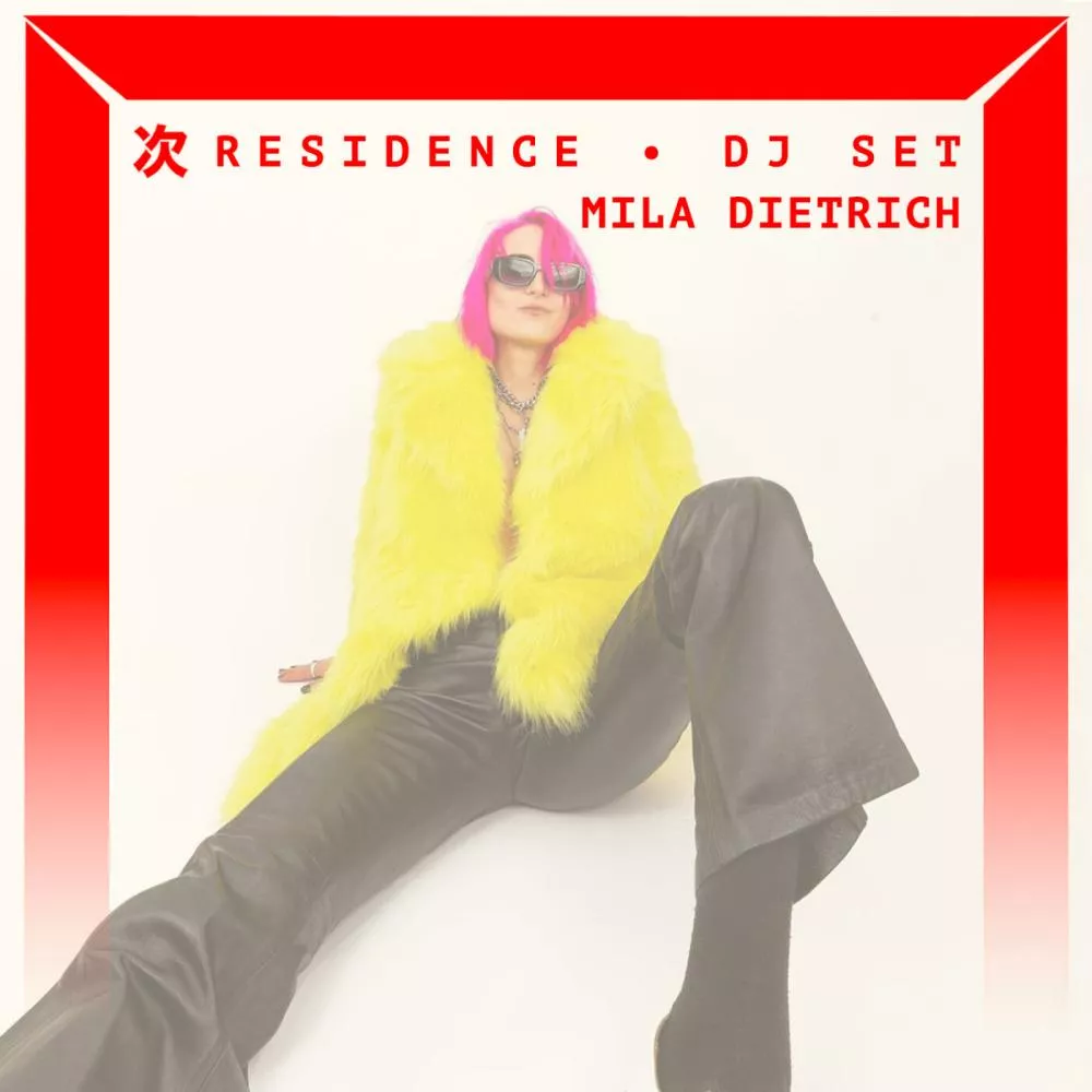 Mila Dietrich : Dark and slow