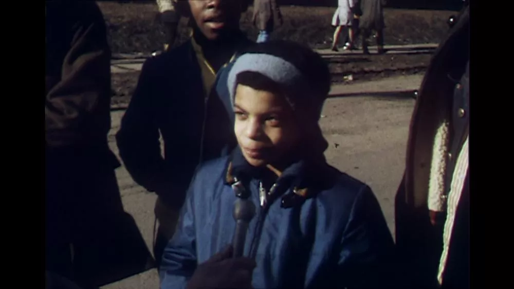 Illustration pour À voir : cette archive d’un Prince âgé de 11 ans, et déjà très sage