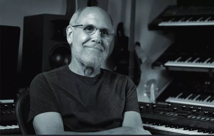 Illustration pour Dave Smith, créateur du format MIDI et du Prophet-5, est mort