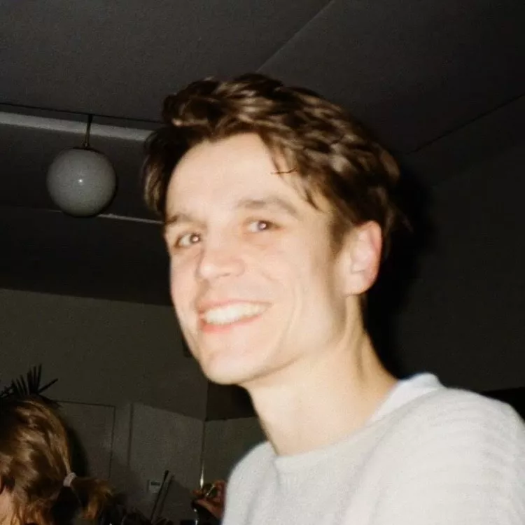 Illustration pour Sasha Tessio