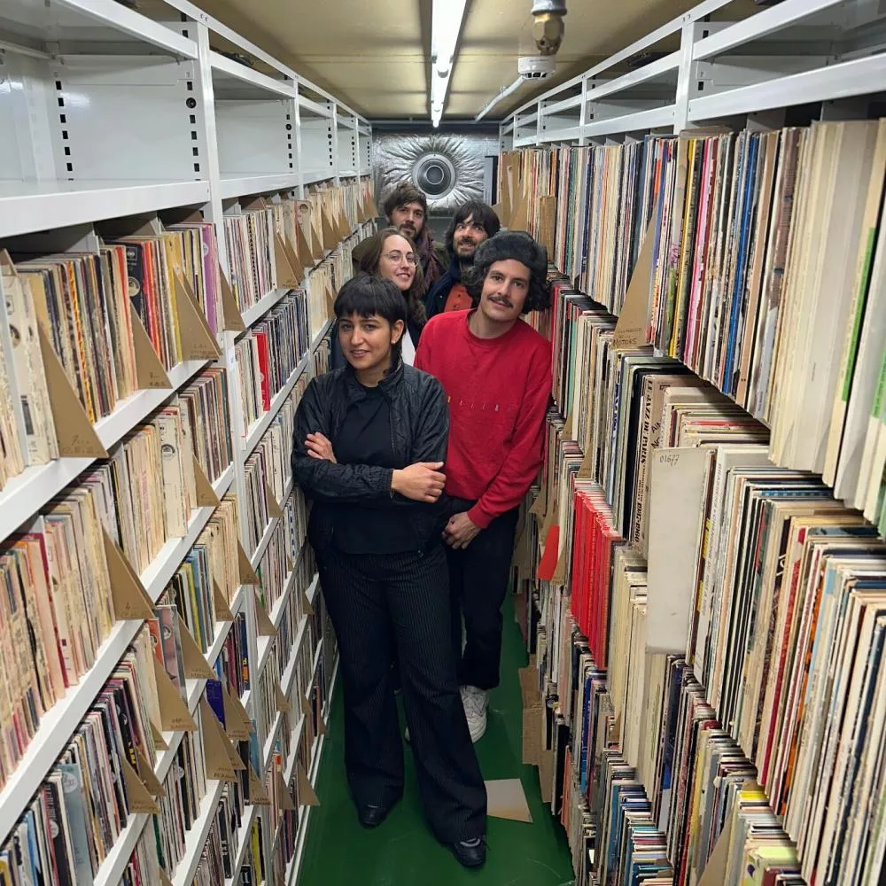 Illustration pour La sélection de Derya Yıldırım &#038; Grup Şimşek