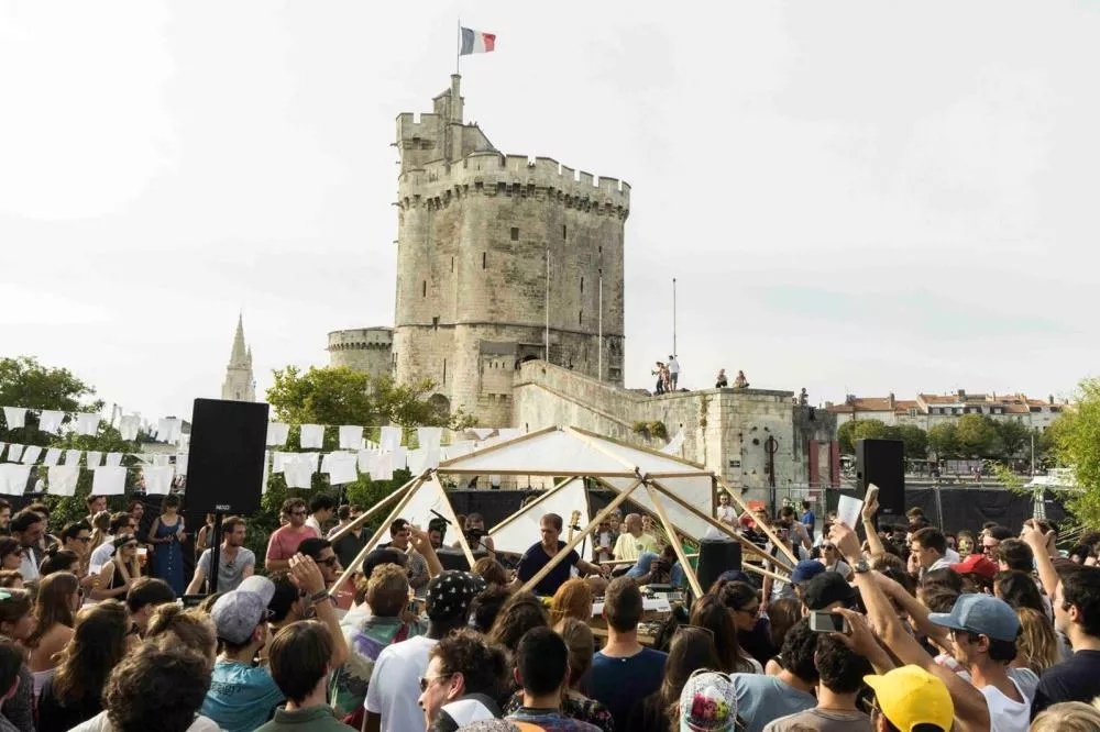 Illustration pour WhatsApp Image 2024-08-07 at 17.52.11