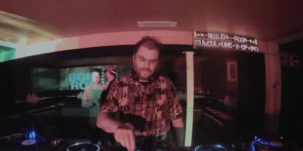 Capture d"écran de la vidéo Youtube : "Optimo Sub Club x Boiler Room Glasgow DJ Set" ® Boiler Room