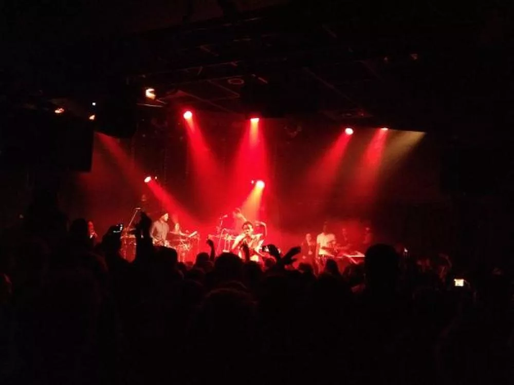 Illustration pour En direct de Childish Gambino au Trabendo