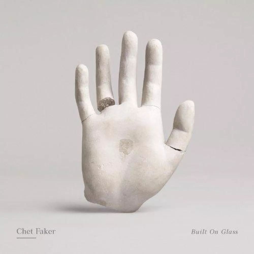 Illustration pour Chronique&nbsp;: Chet Faker – Built On Glass