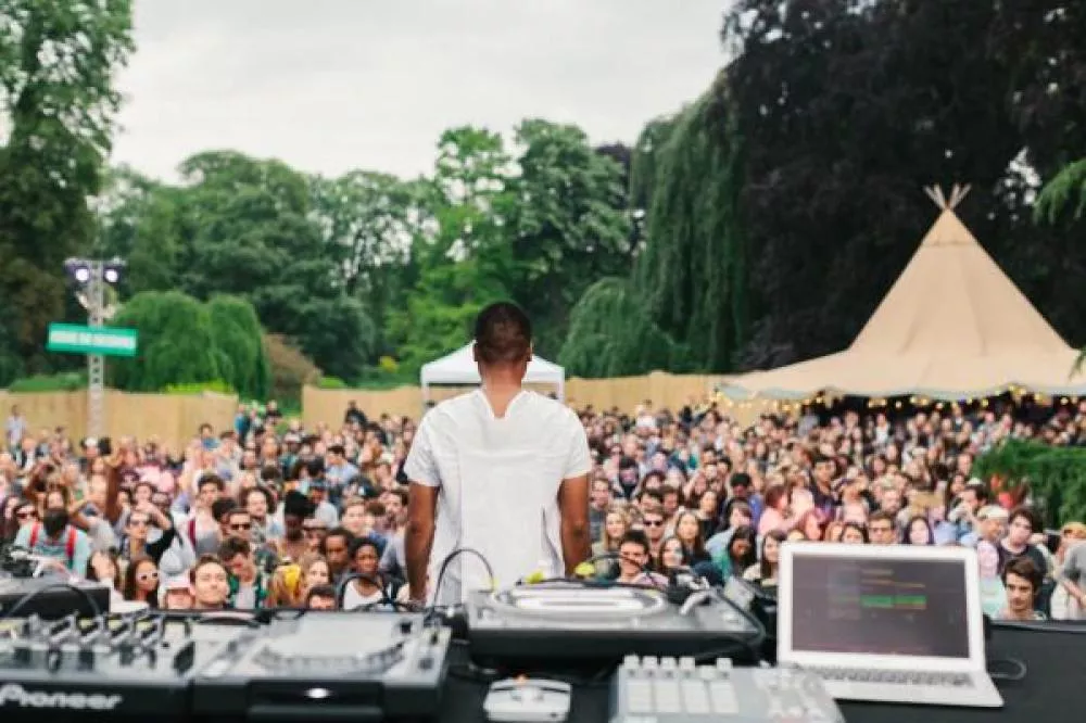 Illustration pour Lunice&nbsp;: « je ne peux passer que le son avec lequel je me sens connecté »