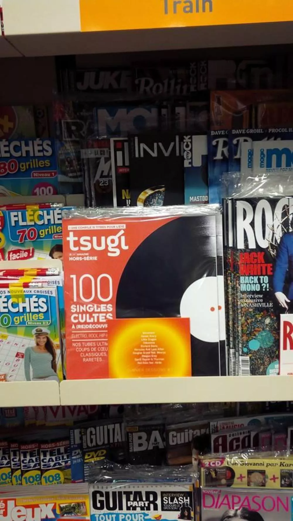 Illustration pour Notre hors-série spécial 100 singles cultes est en kiosques