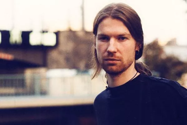 Illustration pour Caribou, Nicolas Jaar, Richie Hawtin et 22 autres artistes posent leurs questions à Aphex Twin