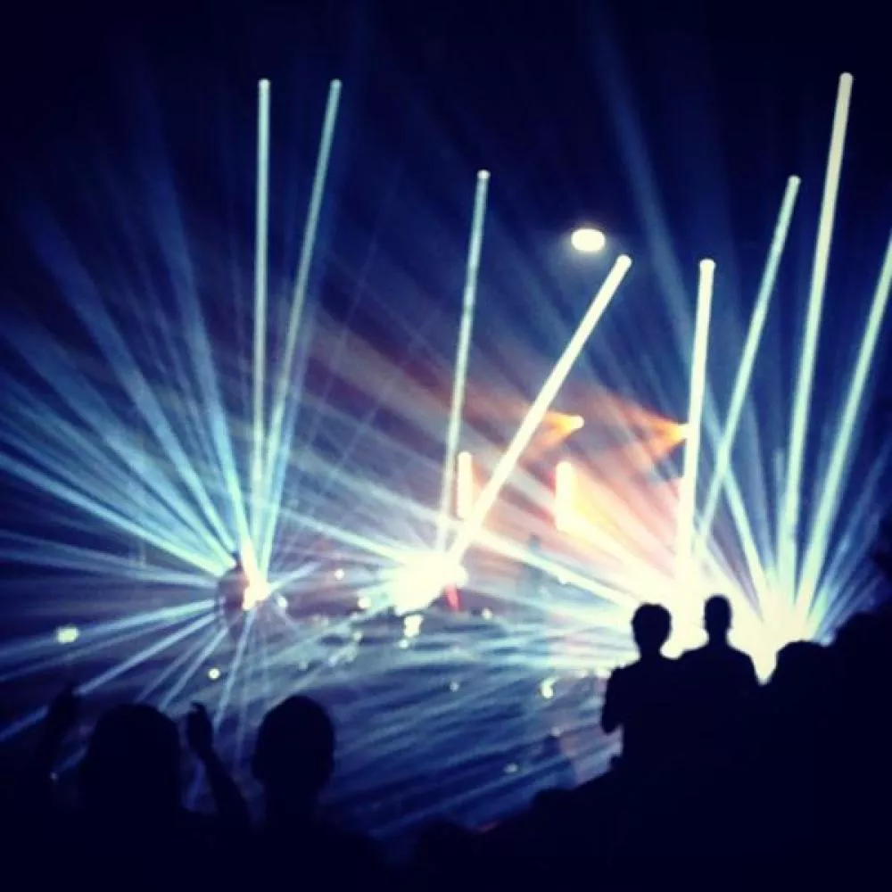 Illustration pour En direct de Caribou à l&rsquo;Olympia