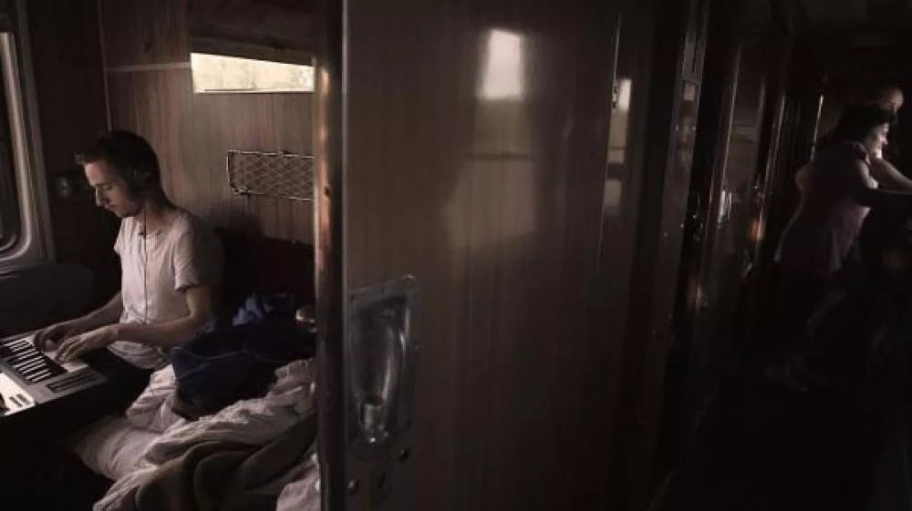 Illustration pour Michael Mayer remixe le « Train » de Thylacine