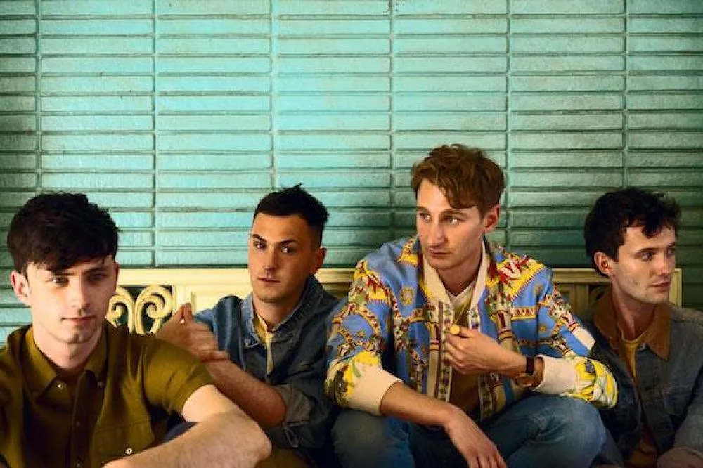 Illustration pour Glass Animals&nbsp;: « En festival, c&rsquo;est un peu comme Pokemon, le but est de captiver le plus de gens »