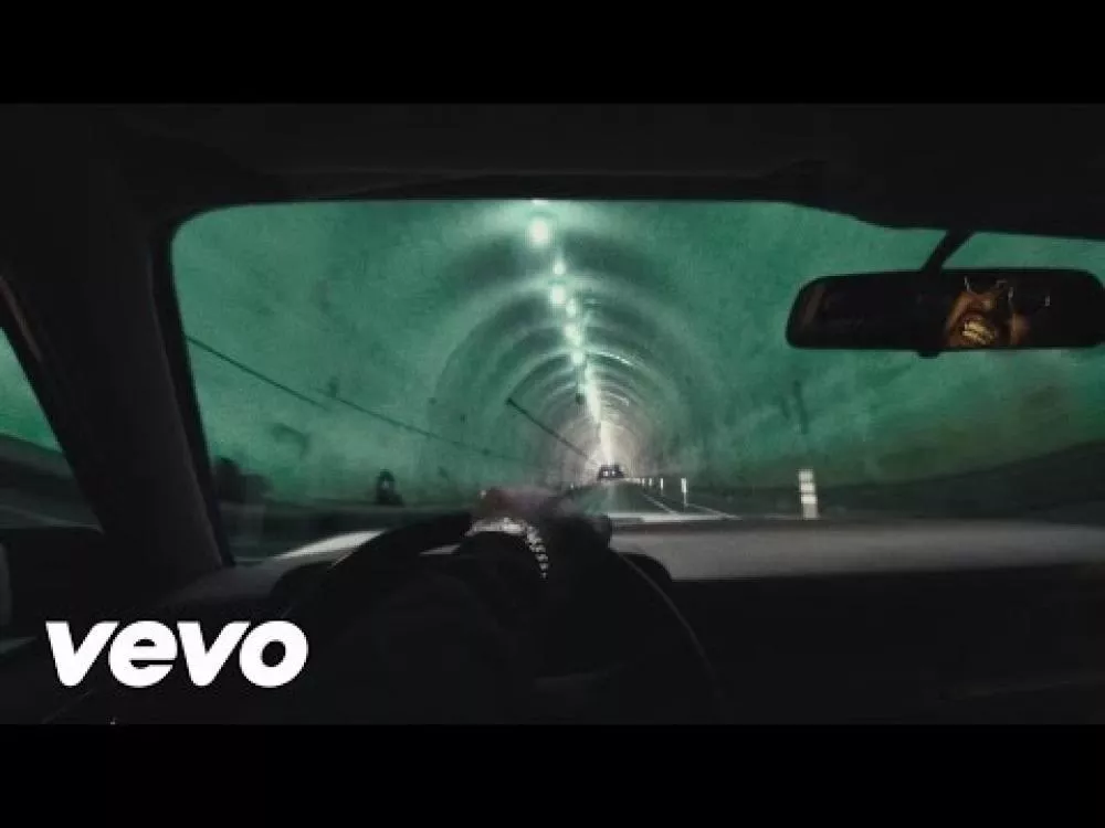 Illustration pour Le gangster ScHoolboy Q de retour avec « Groovy Tony »