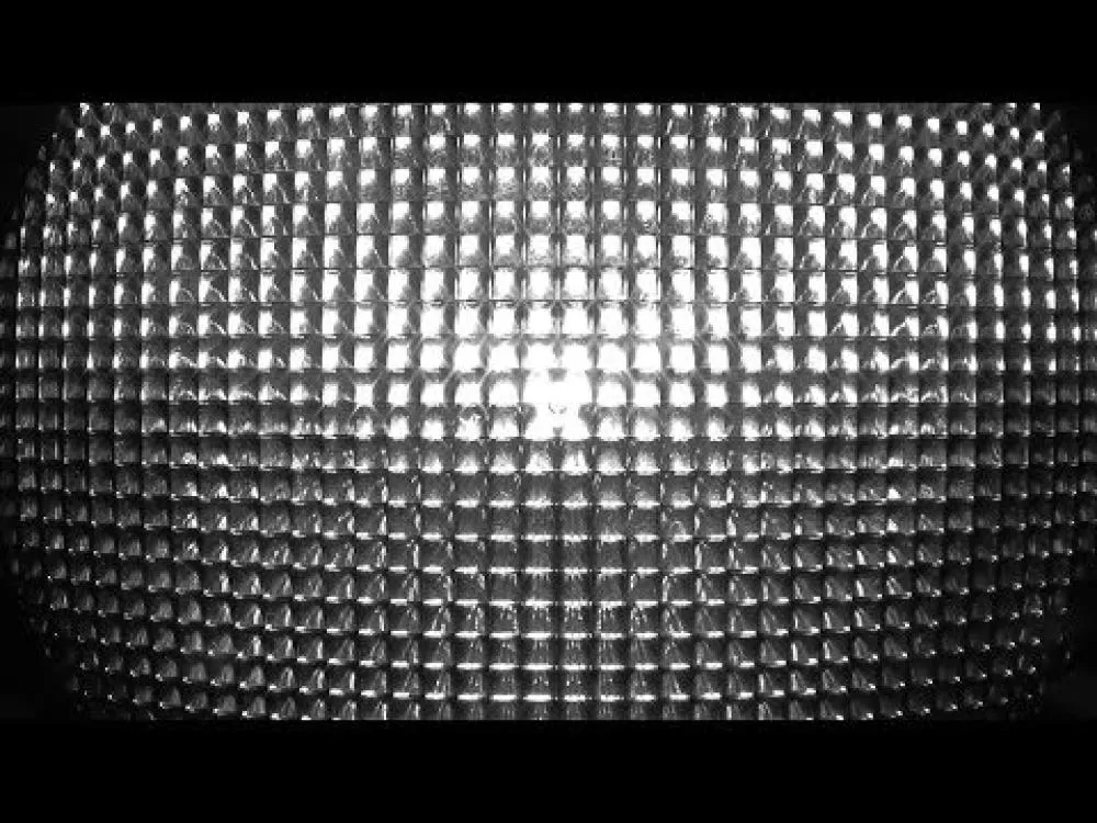 Illustration pour Clip exclusif&nbsp;: St.Lô – « Reach »