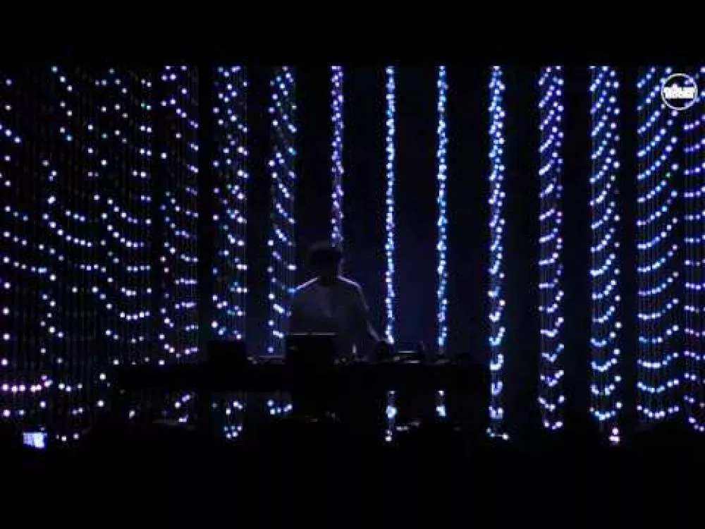 Illustration pour Four Tet en Boiler Room&nbsp;: rien ne sert de courir…