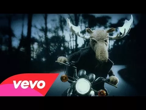 Illustration pour Pendant ce temps The Prodigy sort un clip complètement barré