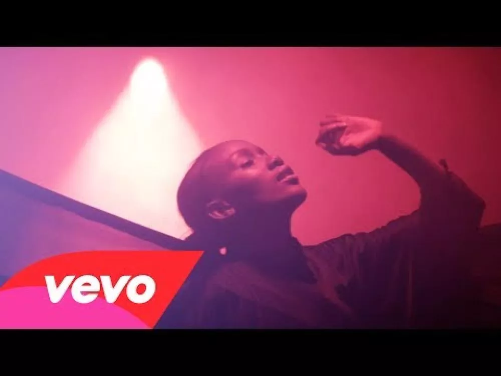 Illustration pour Clip&nbsp;: Jon Hopkins – « We Disappear » (feat Lulu James)