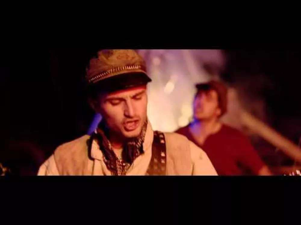 Illustration pour Clip&nbsp;: Black Lips – « Boys In The Wood »