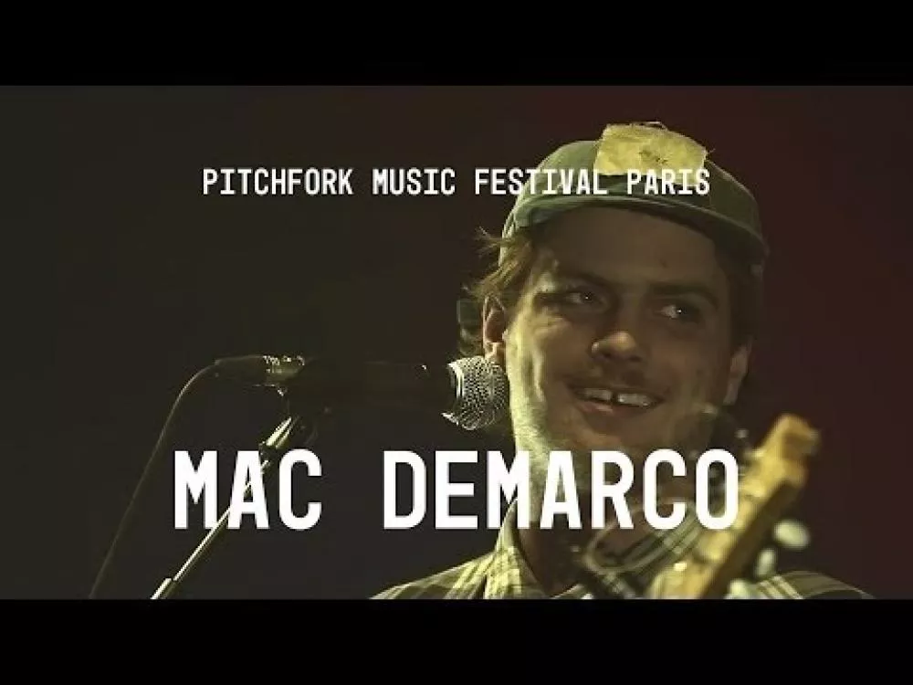 Illustration pour Live&nbsp;: Mac DeMarco au Pitchfork Music Festival Paris