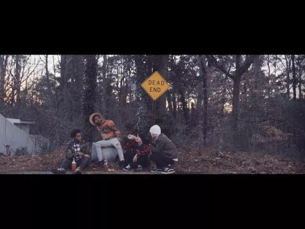 Illustration pour Clip&nbsp;: Raury – « God&rsquo;s Whisper »