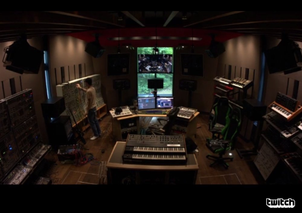 Illustration pour Vidéo&nbsp;: Deadmau5 recrée la BO de Stranger Things et étrangement, ça se laisse écouter