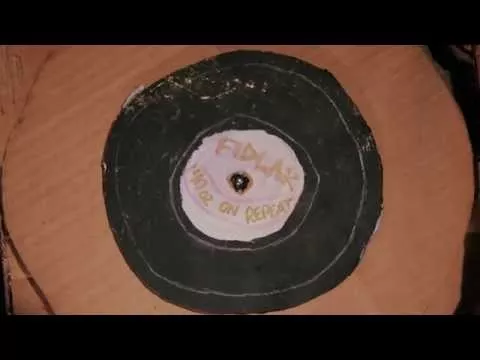 Illustration pour Fidlar est de retour avec un clip qui parodie les clips.