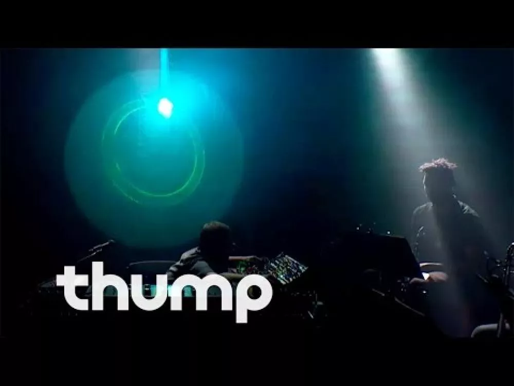 Illustration pour Vidéo&nbsp;: Floating Points en live au YouTube Space NY