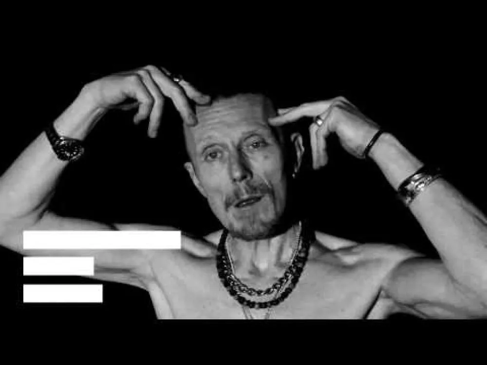 Illustration pour Un clip pour annoncer le nouvel album de Terranova