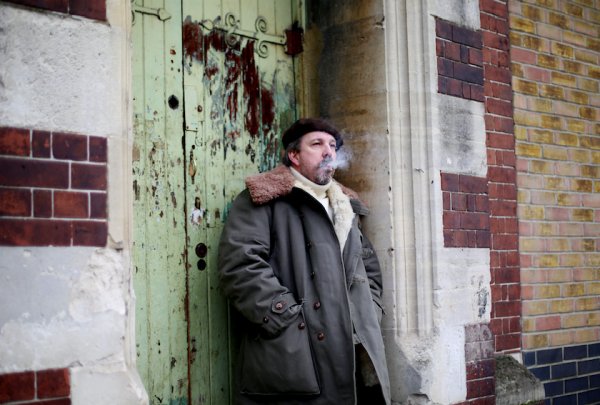 Illustration pour Exclu&nbsp;: Andrew Weatherall offre une seconde vie à « Convenanza » dans un album de remixes