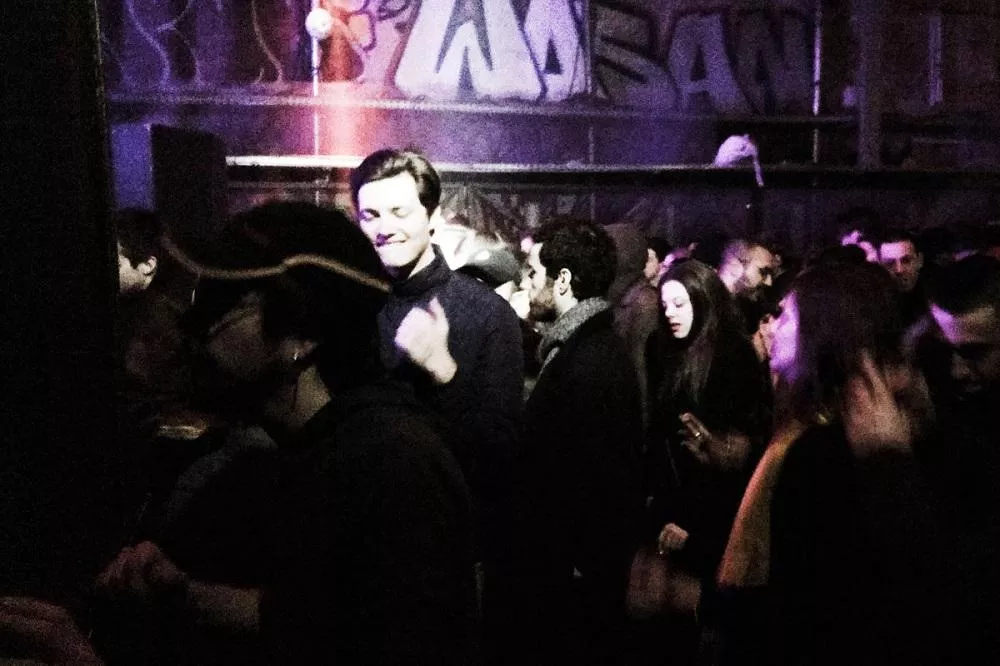 Illustration pour rave-or-die-2