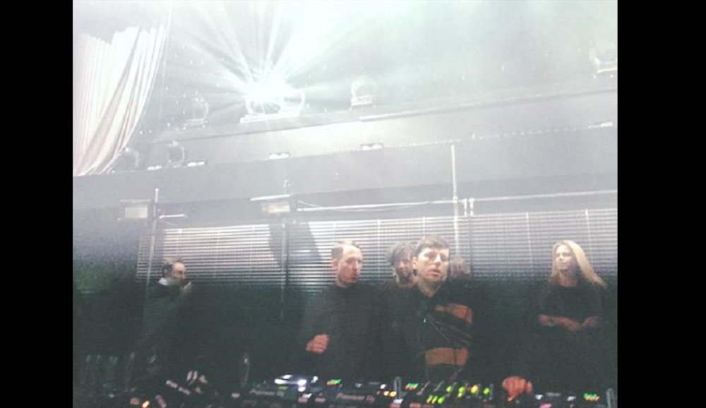 Illustration pour En direct d&rsquo;Innervisions au Troxy (Londres)