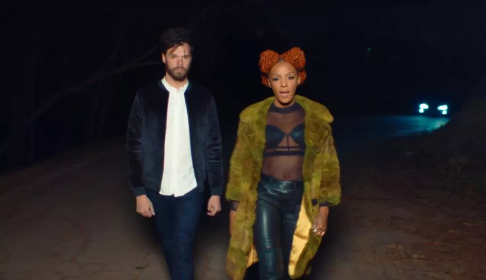 Illustration pour Dirty Projectors dévoile « Cool Your Heart » dans un nouveau clip