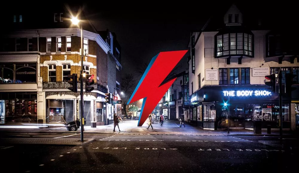 Illustration pour Un memorial de neuf mètres de haut pour David Bowie à Brixton
