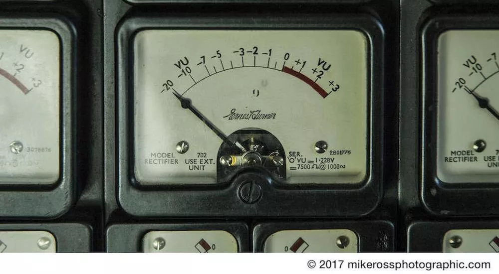 Illustration pour consolepinkfloyd2