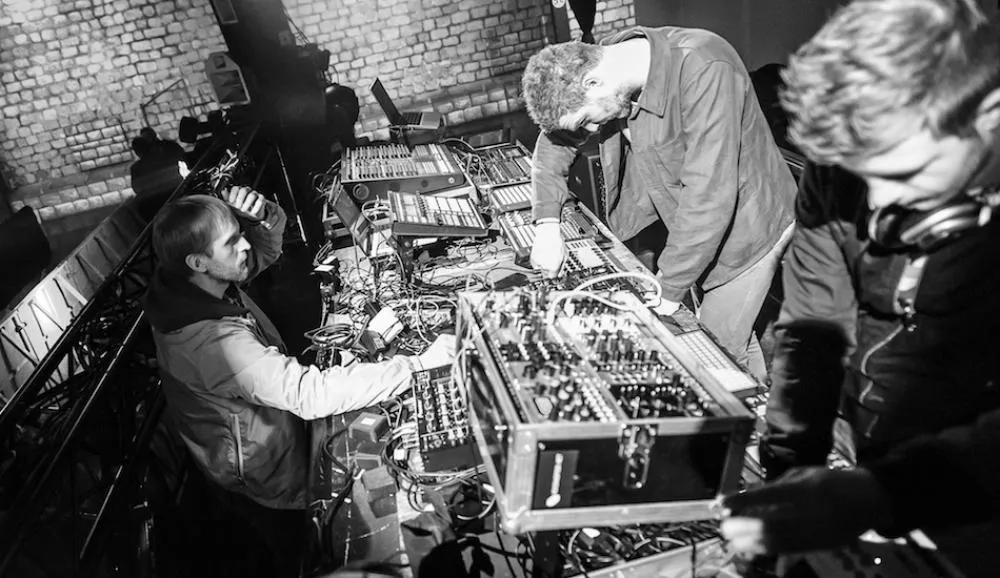 Illustration pour Exclu&nbsp;: écoutez « Mö 20 », premier extrait du prochain EP de Möd3rn