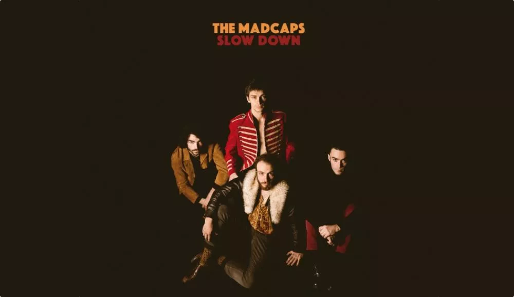 Illustration pour Exclu&nbsp;: soirée déguisée dans le nouveau clip du groupe pop garage The Madcaps