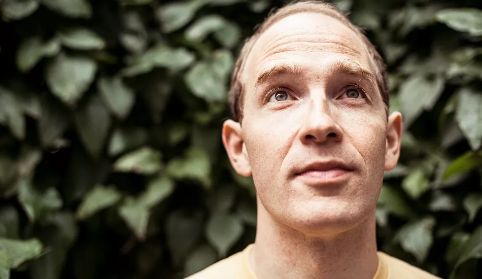 Illustration pour En écoute&nbsp;: Four Tet, Daphni et Ben UFO s&rsquo;associent sur 2h de mix