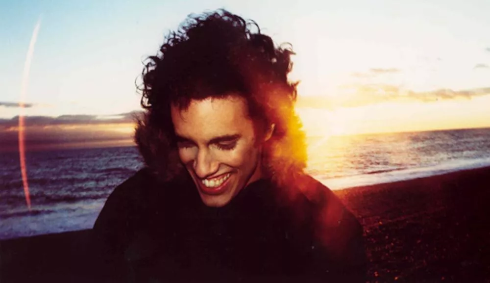 Illustration pour Four Tet a remixé « A Violent Noise », le morceau de The xx
