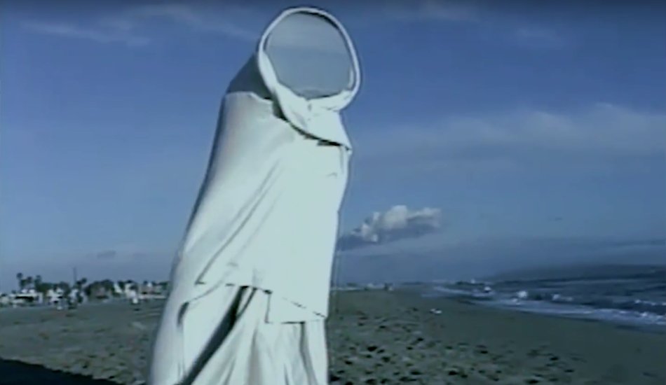 Illustration pour Trentemøller balance un nouveau single en featuring avec jennylee de Warpaint