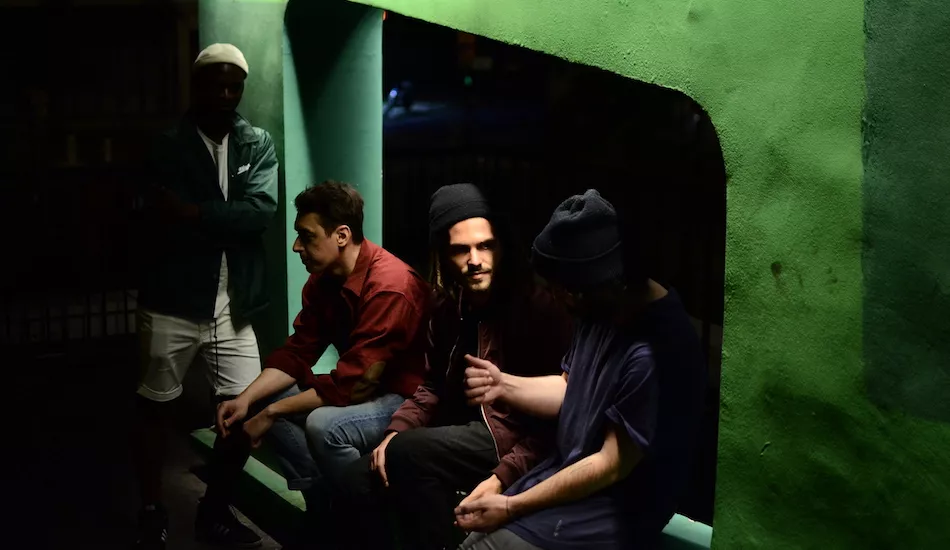 Illustration pour Quatre membres de l&rsquo;équipe Roche Musique s&rsquo;associent le temps d&rsquo;un EP