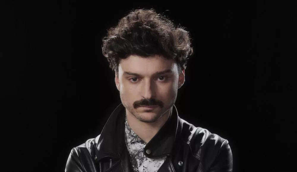 Illustration pour Exclu&nbsp;: synthétiseurs hurlants et basse percutante sur « The Box » de La Mverte